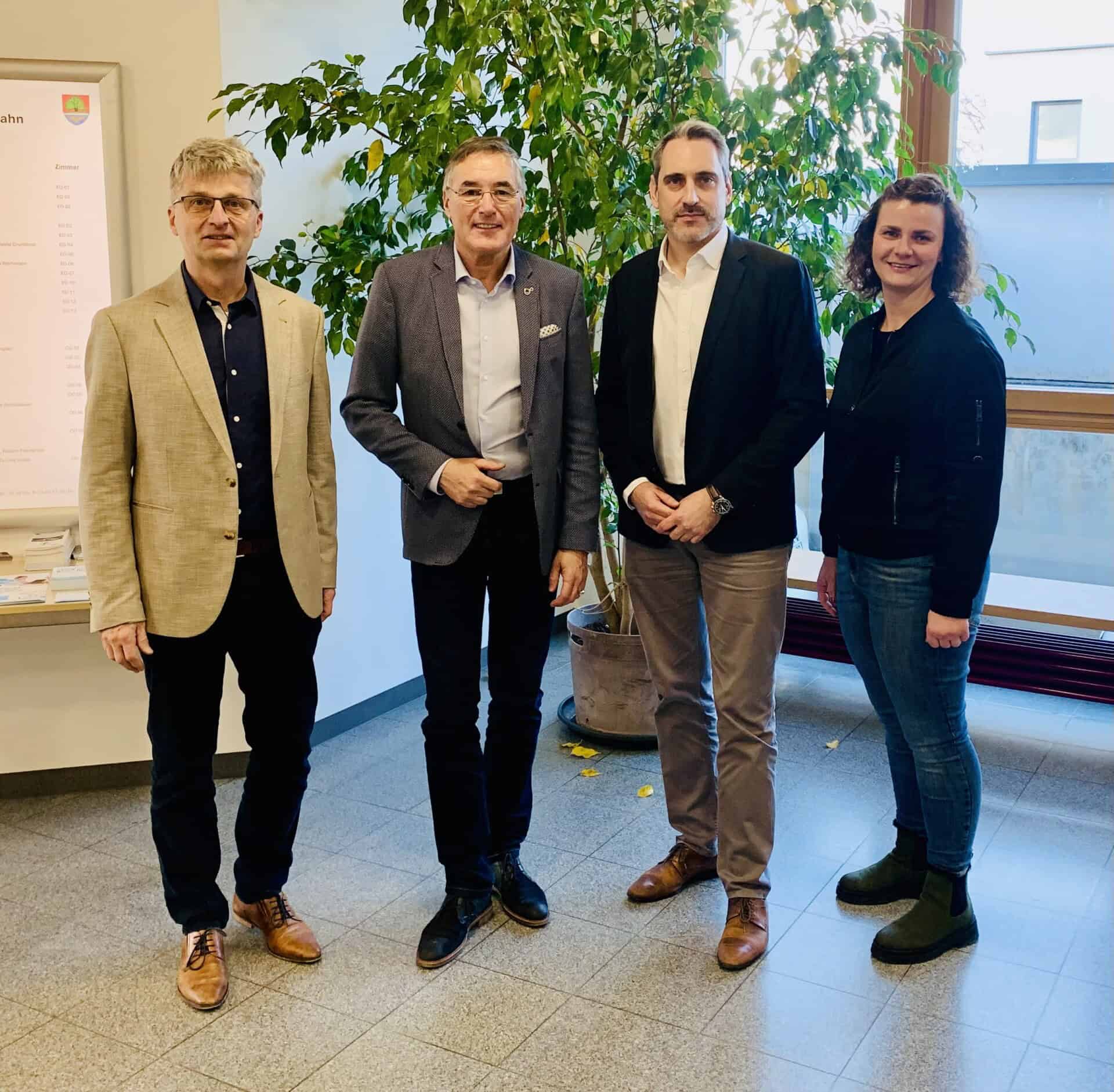 Die Teilnehmer am Austauschtreffen Stadtgemeinde Strasshof und ÖBB Personenverkehrs AG